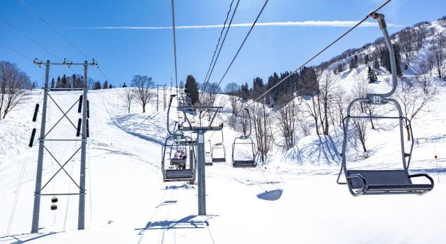 初心者から上級者まで楽しめるスノボツアーの魅力と選び方ガイド